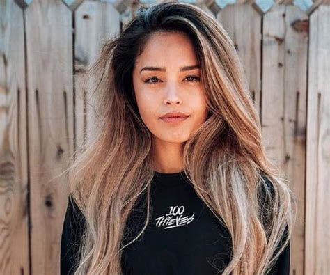 Valkyrae .